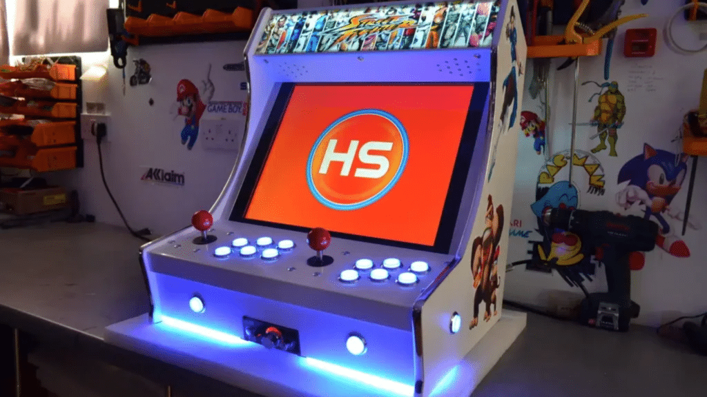 Arcade Machines and Miniatures