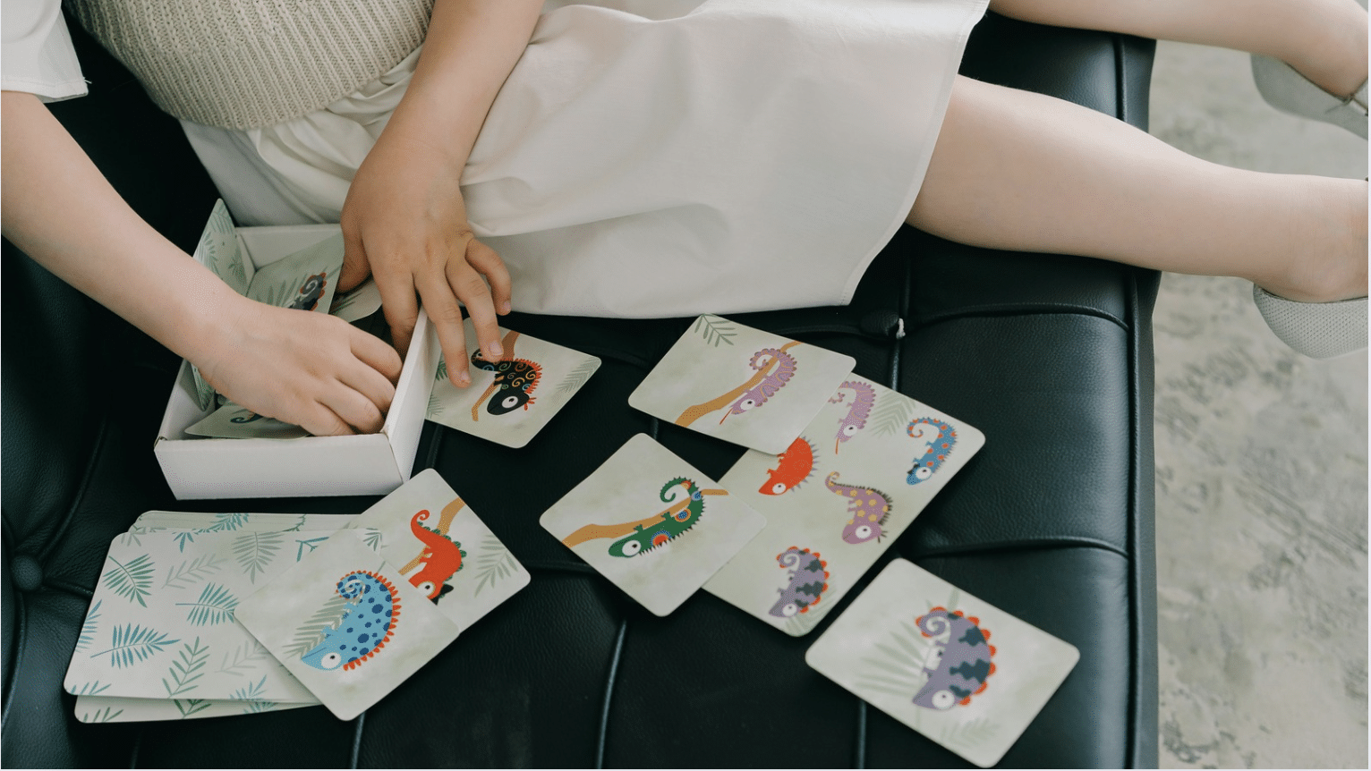 how to play old maid with picture cards